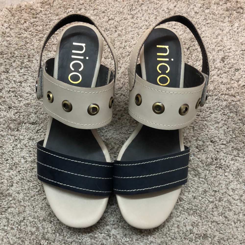 Nicole wedges.
